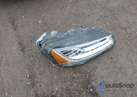 2015 Audi A8 L 4.0T из США, поврежденный, VIN WAU32AFD0FN040028